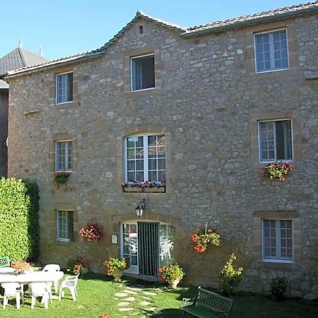 D'hotes Lou Jassou Bed and Breakfast